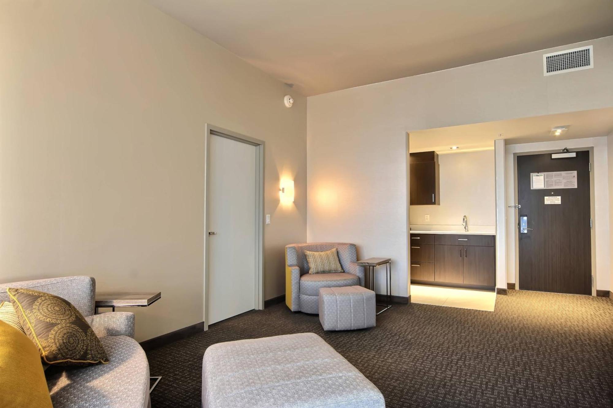 Courtyard By Marriott Québec Esterno foto