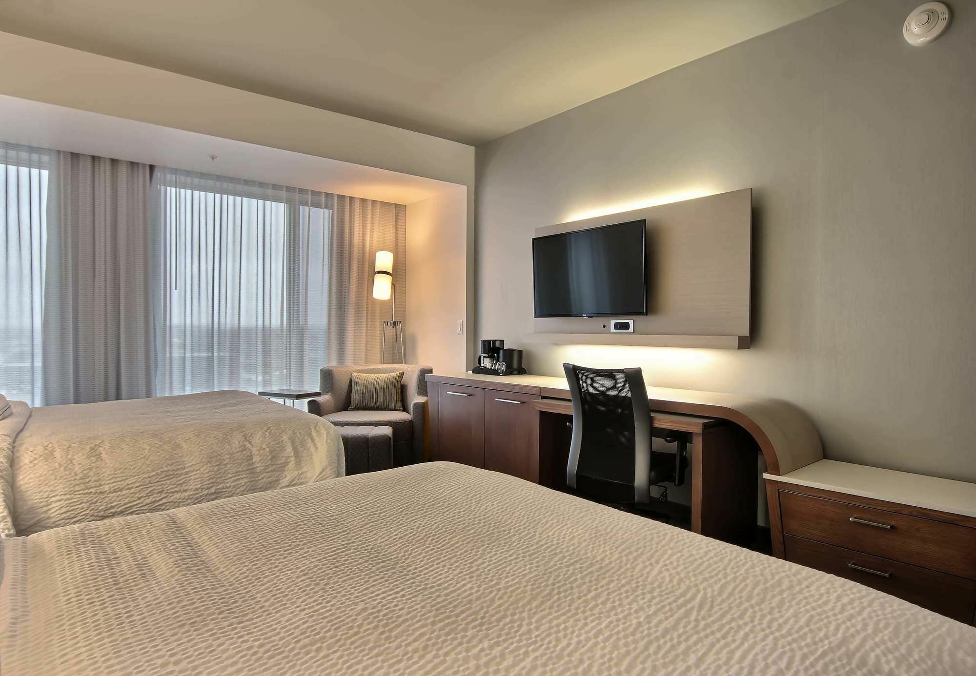 Courtyard By Marriott Québec Esterno foto